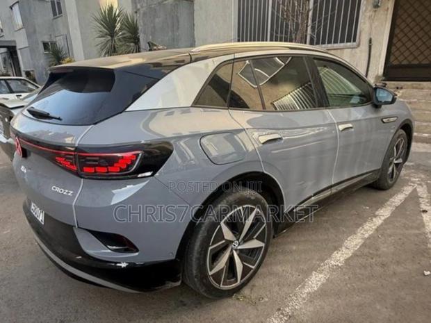 Volkswagen ID.4 2023 Gray