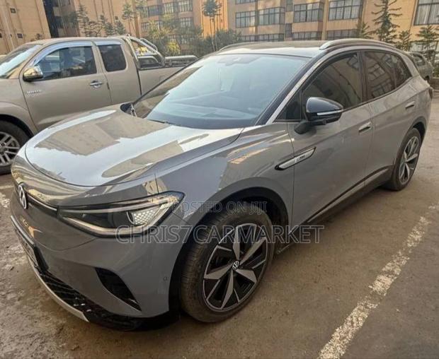 Volkswagen ID.4 2023 Gray