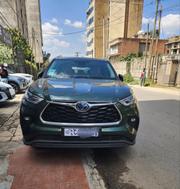 Toyota Highlander Limited AWD 2023 Green for sale