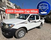 Toyota Hilux 2009 White for sale
