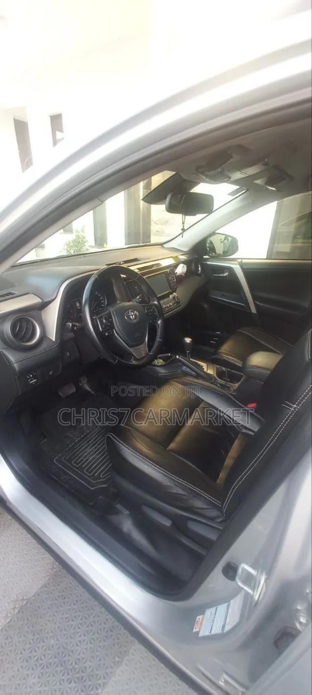 Toyota RAV4 2016 Silver