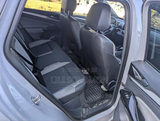 Volkswagen ID.4 2022 Gray