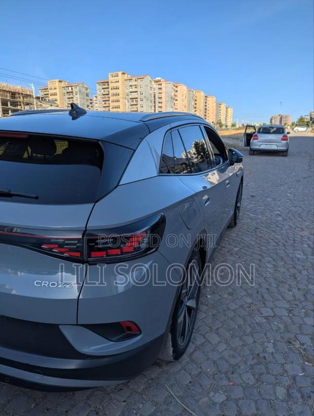 Volkswagen ID.4 2022 Gray