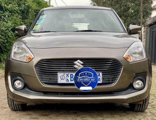 Suzuki Swift 2021 Gray