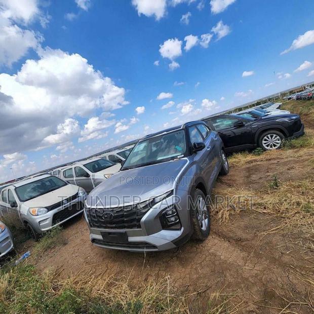Hyundai Creta 2024 Silver
