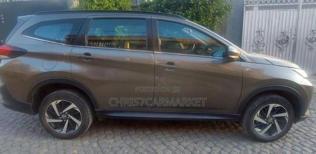 Toyota Rush 1.5 RWD 2021 Gray