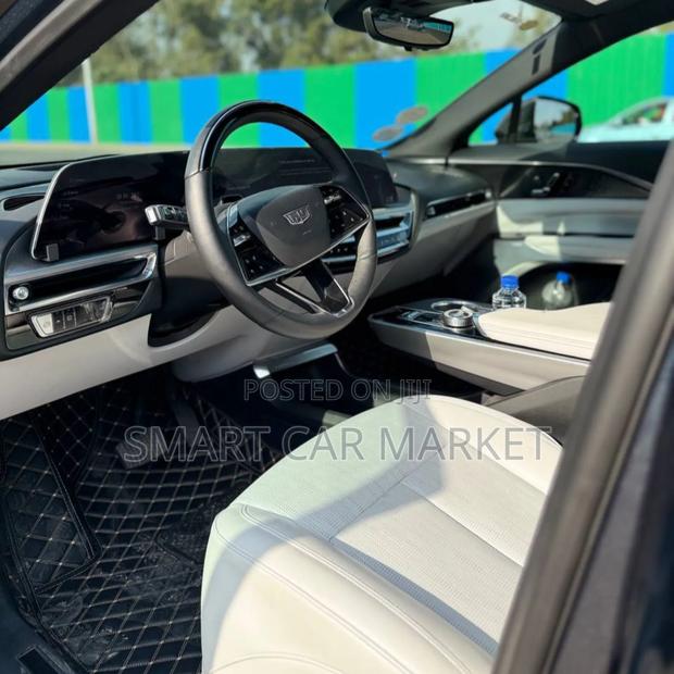 Cadillac Lyriq 2022 Black