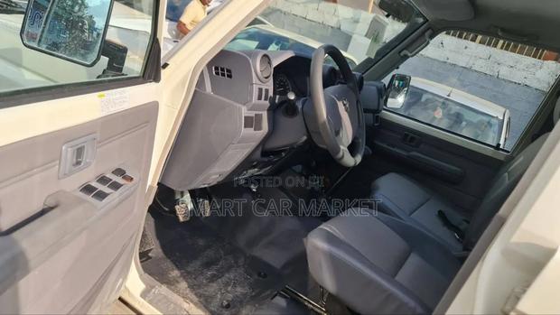 Toyota Land Cruiser 2020 White