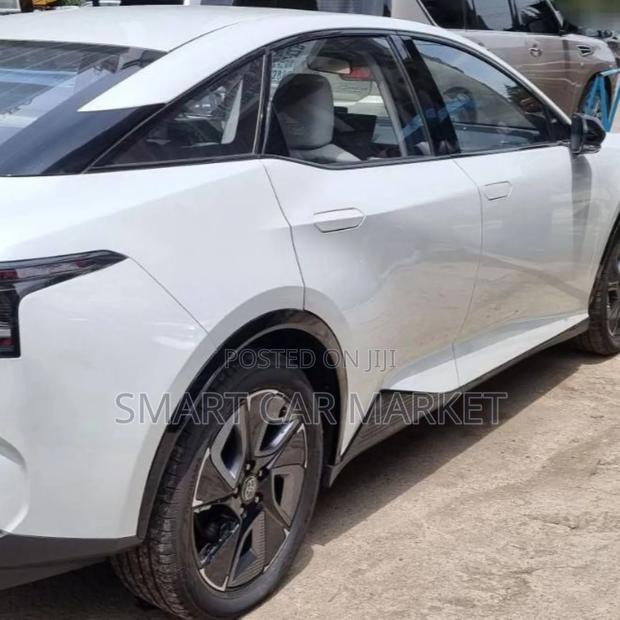 New Toyota bZ3 2024 Silver