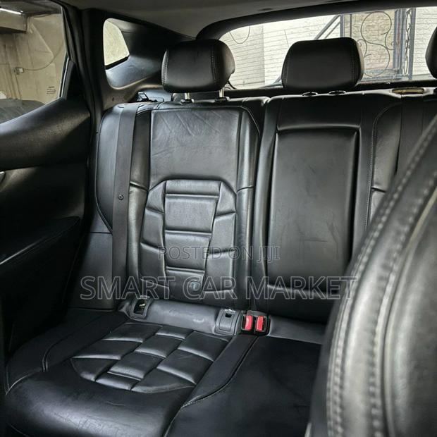 Nissan Qashqai 2018 Silver