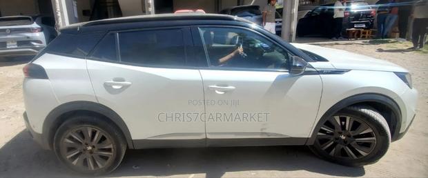 Peugeot 2008 2022 White