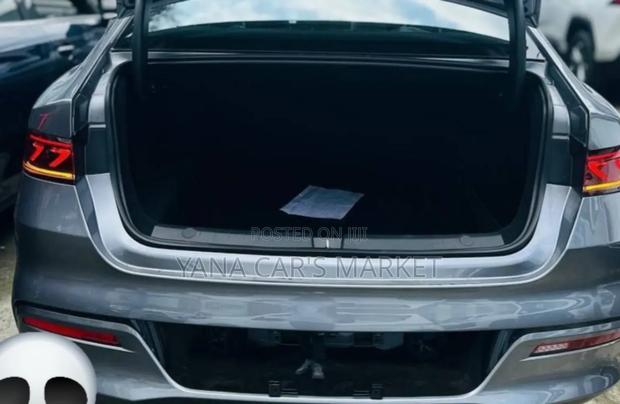 New BYD Seal DM-i 2024 Gray