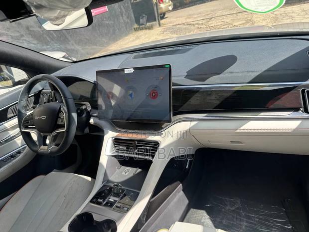 New BYD Song Plus 2025 Ivory