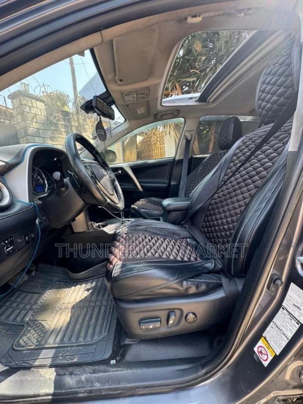 Toyota RAV4 2014 Gray