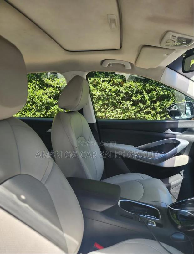 Chevrolet Captiva 2022 Gray