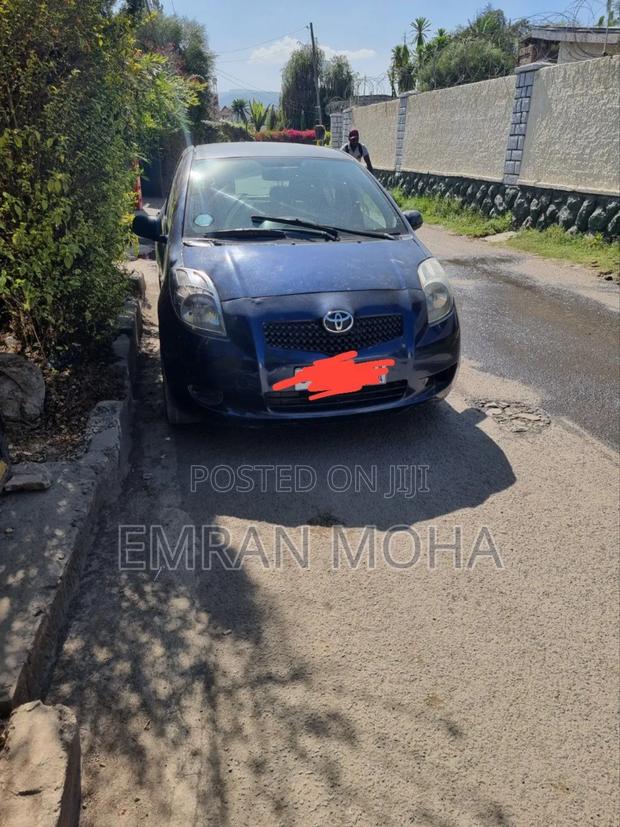 Toyota Yaris 2010