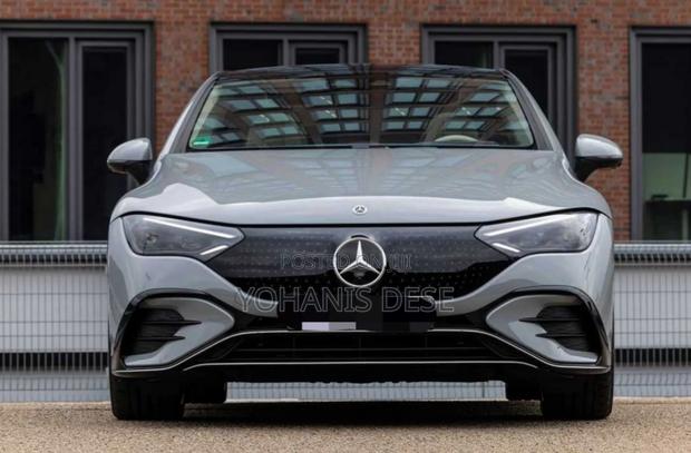 New Mercedes-Benz EQE 2024 Gray