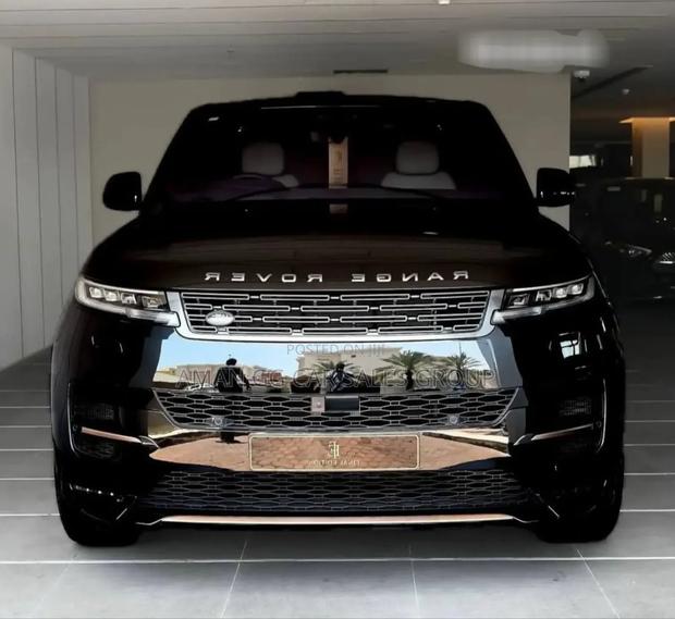 New Rover 2000 2024 Black