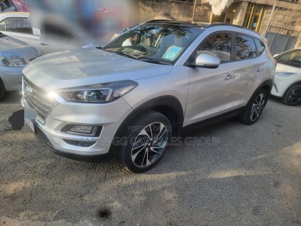 Hyundai Tucson 2019 Silver