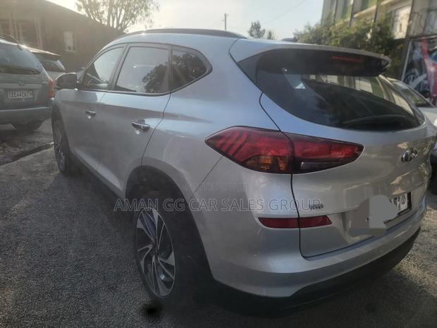 Hyundai Tucson 2019 Silver