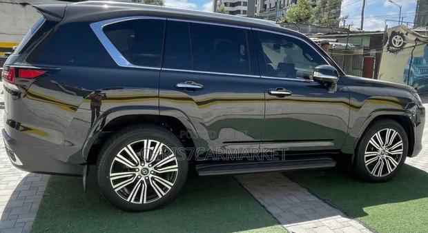 New Lexus LX 2023 Black