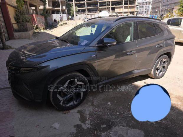 Hyundai Tucson 2021 Silver
