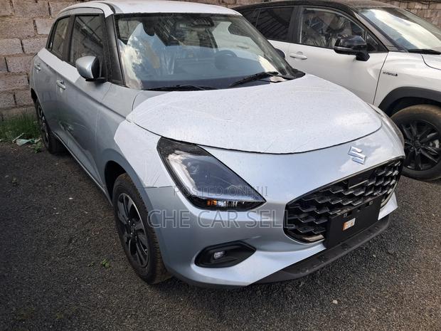 New Suzuki Swift 2024 Gray