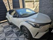 Toyota C-HR LE FWD 2019 White for sale