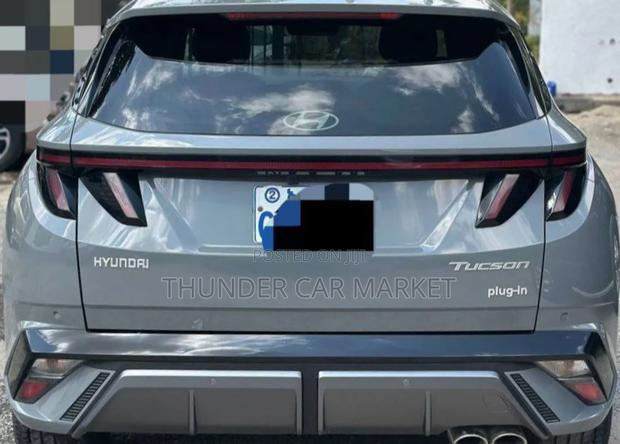 Hyundai Tucson 2024 Gray