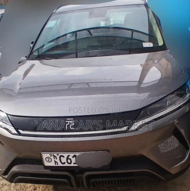 BYD Yuan Up 2025 Gray