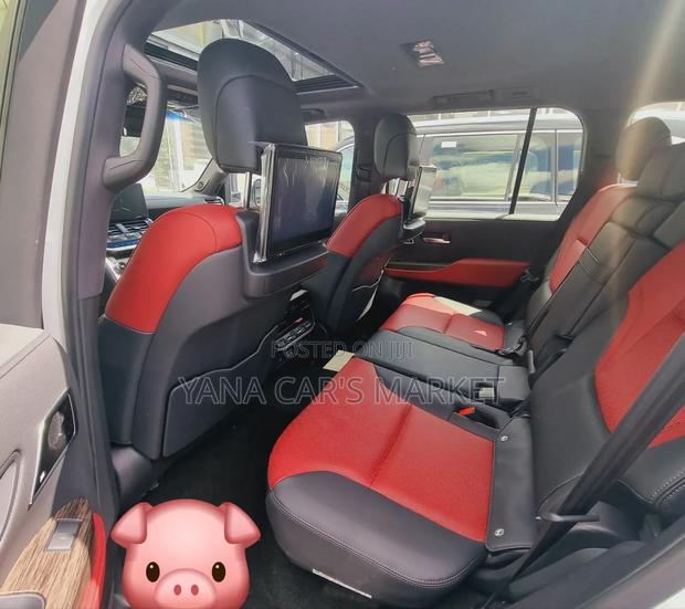 New Toyota Land Cruiser 2024 White