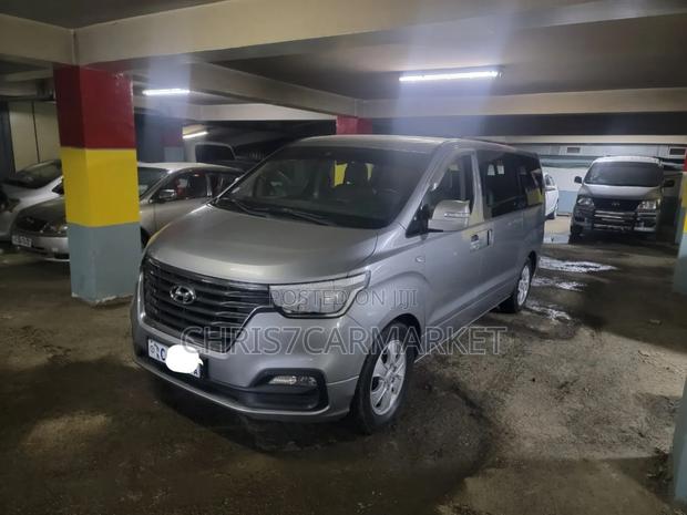 Hyundai Starex 2020 Silver