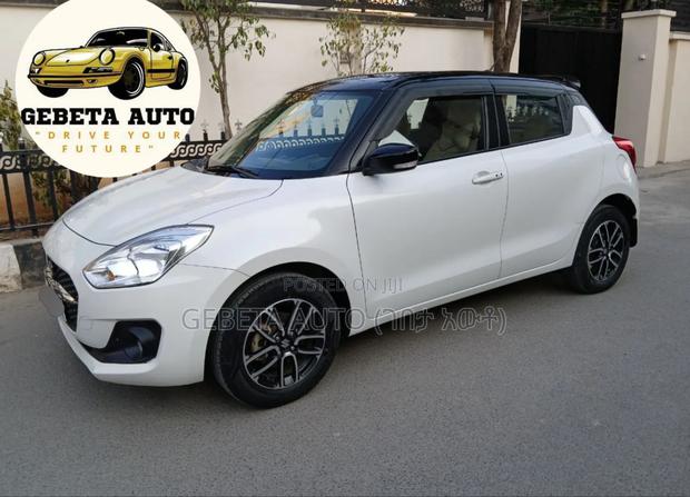 Suzuki Swift 2022 White