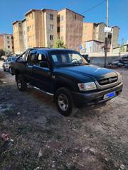 Toyota Hilux 2.5 Cab 2005 Black for sale