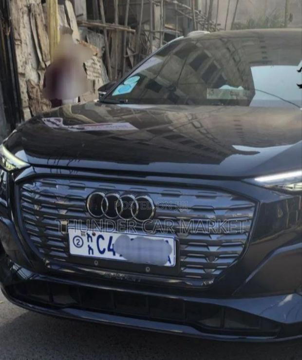Audi Q5 2023 Black