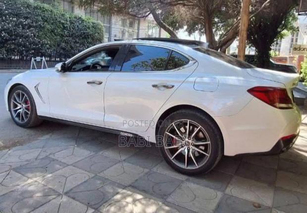 Genesis G70 2018 Ivory