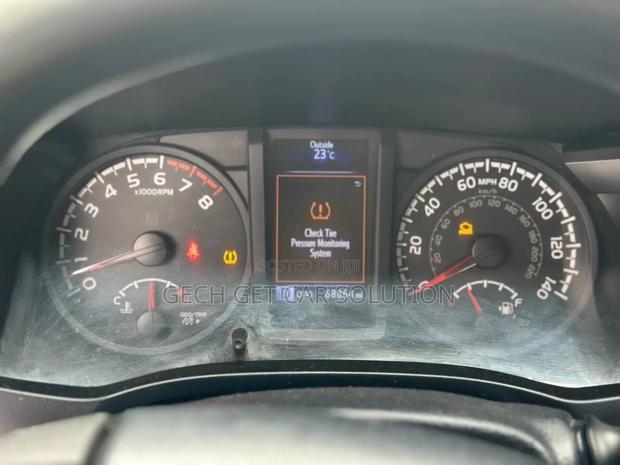 Toyota Tacoma 2020 Gray