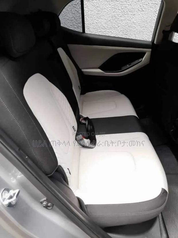 Hyundai Creta 2023 Silver