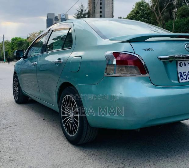 Toyota Yaris 2008 Blue