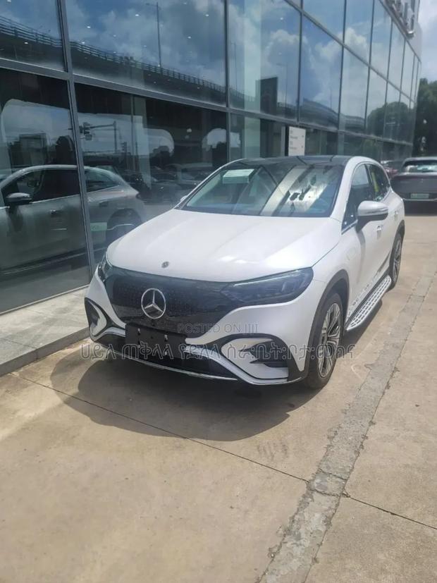 New Mercedes-Benz EQE 2024 White