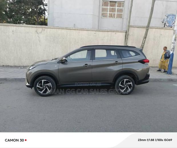 Toyota Rush 2022 Gray