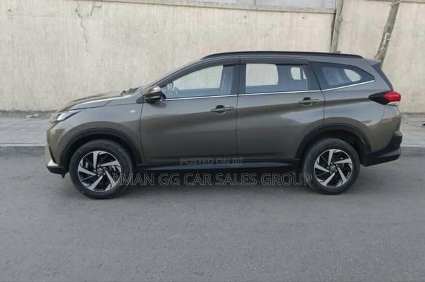 Toyota Rush 2022 Gray