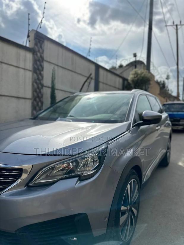 Peugeot 5008 2020 Silver