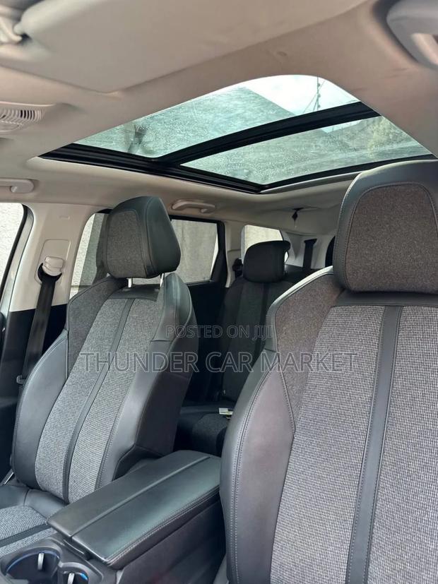 Peugeot 5008 2020 Silver