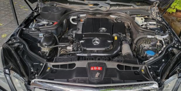 Mercedes-Benz E200 2012 Gray
