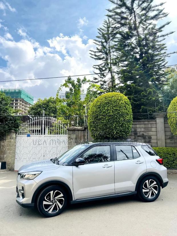 Toyota Raize 2022 Silver
