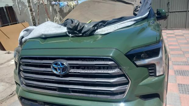 Toyota Sequoia 2023