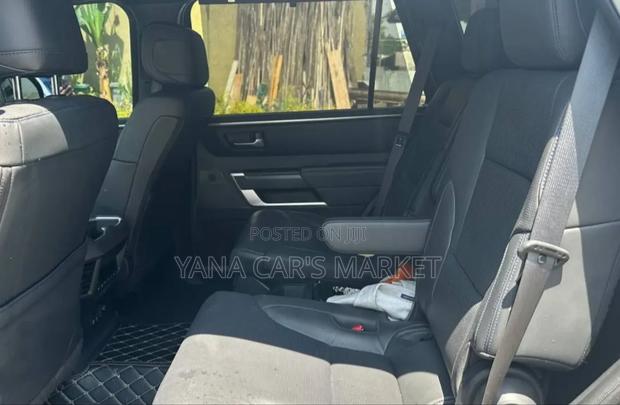 Toyota Sequoia 2023