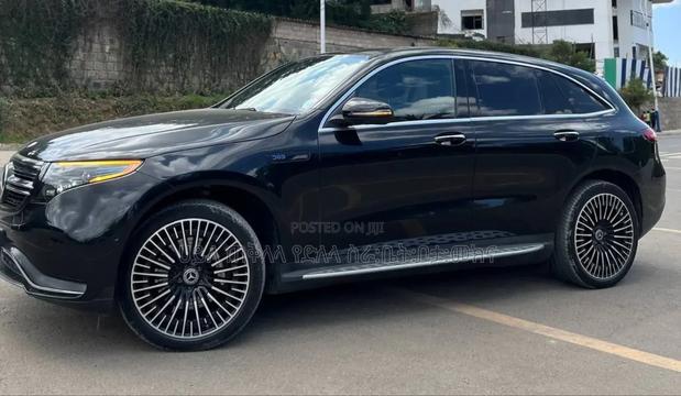 New Mercedes-Benz EQC EQC400 4MATIC 2023 Gray