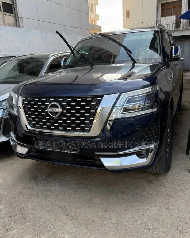 Nissan Patrol 2021 Blue